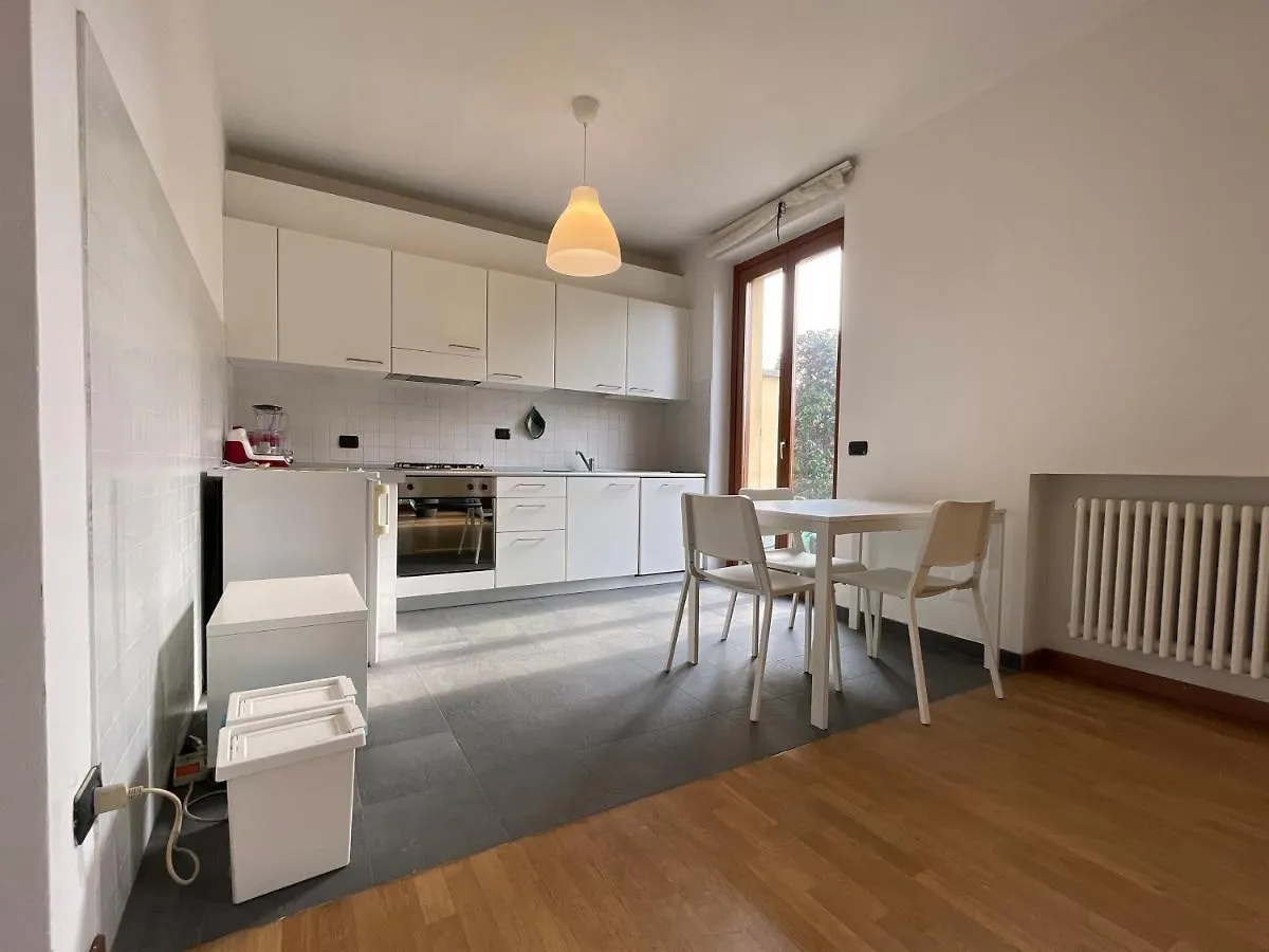 Entire Accommodation With Private Garden Near Milan And Lake Como - Free Parking - Family Friendly Seregno Italy