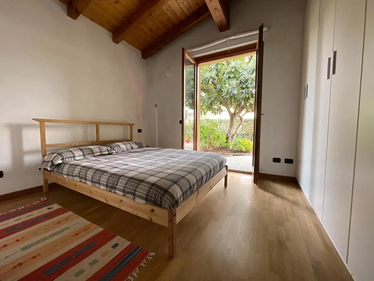 Entire Accommodation With Private Garden Near Milan And Lake Como - Free Parking - Family Friendly Seregno